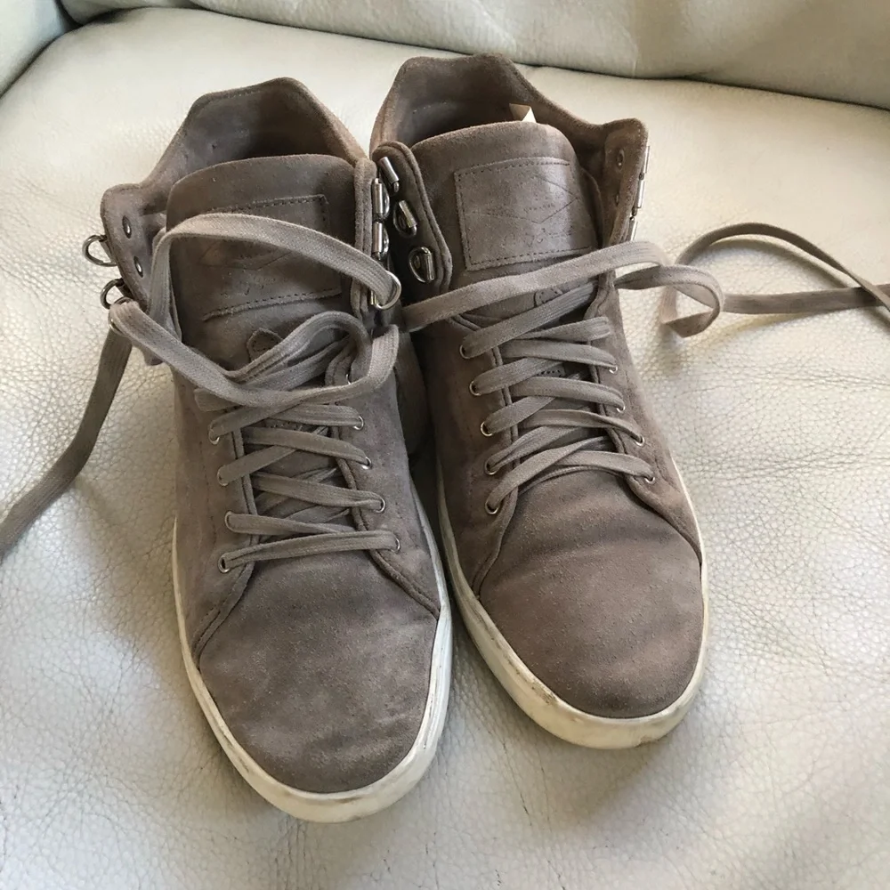 Rag & Bone Sneakers. - Picture 1 of 7